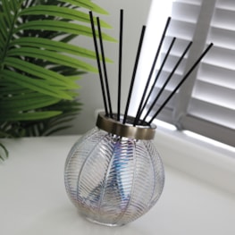 Clear Lustre Large Glass Reed Diffuser Bottle & 50 Fibre Reeds Clear Lustre Large Glass Reed Diffuser Bottle & 50 Fibre Reeds