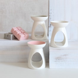 Wax Melt Burner Teardrop 3 Assorted Pink, White, Grey Wax Melt Burner Teardrop 3 Assorted Pink, White, Grey