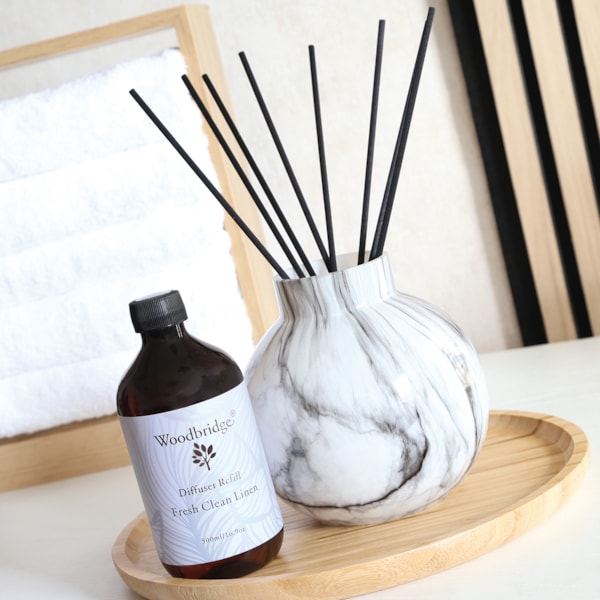 Noir Marble Large Glass Reed Diffuser Bottle & 50 Fibre Reeds Noir Marble Large Glass Reed Diffuser Bottle & 50 Fibre Reeds