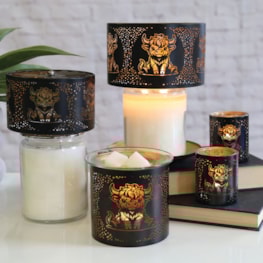 Tealight Wax Melter and Candle Holder - Black & Gold Silhouette Melter Highland Tealight Wax Melter and Candle Holder - Black & Gold Silhouette Melter Highland