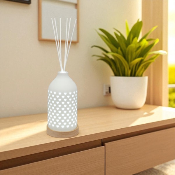 LED Ceramic Reed Diffuser Hearts 19cm LED Ceramic Reed Diffuser Hearts 19cm