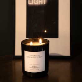Black Pomegranate Candle by French Connection 158G Black Pomegranate Candle by French Connection 158G