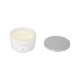Winter Vanilla Candle by French Connection 431G