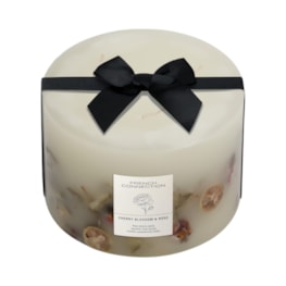Cherry Blossom & Rose Candle by French Connection 1.5Kg Cherry Blossom & Rose Candle by French Connection 1.5Kg