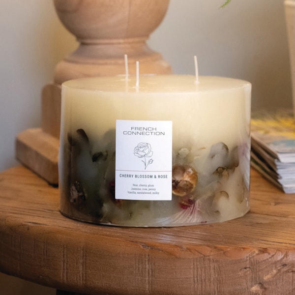 Cherry Blossom & Rose Candle by French Connection 1.5Kg Cherry Blossom & Rose Candle by French Connection 1.5Kg