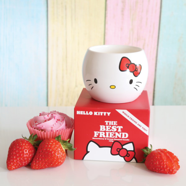 Hello Kitty Strawberry Cream Candle 200g