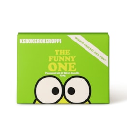 Hello Kitty Passionfruit & Kiwi Candle 200g Hello Kitty Passionfruit & Kiwi Candle 200g