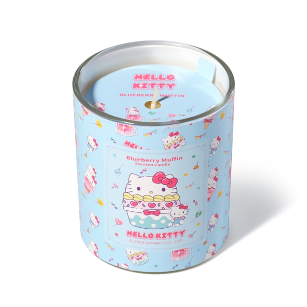 Hello Kitty Blueberry Muffin Candle 213g Hello Kitty Blueberry Muffin Candle 213g