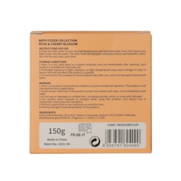 Hello Kitty Rose & Cherry Blossom Bath Fizzer 150g