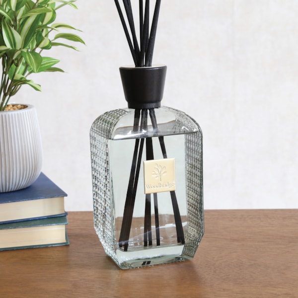 Woodbridge 800ml Reed Diffuser – Lotus & Jasmine