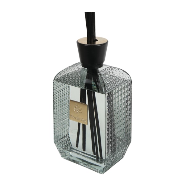 Woodbridge 800ml Reed Diffuser – Lotus & Jasmine Woodbridge 800ml Reed Diffuser – Lotus & Jasmine
