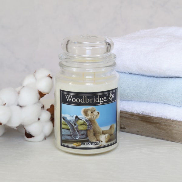 Clean Linen Woodbridge Large Scented Candle Jar Clean Linen Woodbridge Large Scented Candle Jar