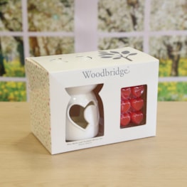 Woodbridge Wax Melts & Tealight Melter Set – Warm Hearts Woodbridge Wax Melts & Tealight Melter Set – Warm Hearts