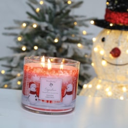 Seasons Greetings Wax Tumbler Candle Jar by Woodbridge 410g Seasons Greetings Wax Tumbler Candle Jar by Woodbridge 410g