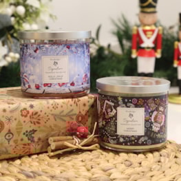 Holly Jolly Wax Tumbler Candle Jar by Woodbridge 410g Holly Jolly Wax Tumbler Candle Jar by Woodbridge 410g