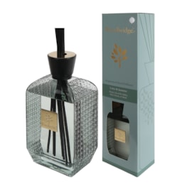 Woodbridge 800ml Reed Diffuser – Lotus & Jasmine Woodbridge 800ml Reed Diffuser – Lotus & Jasmine